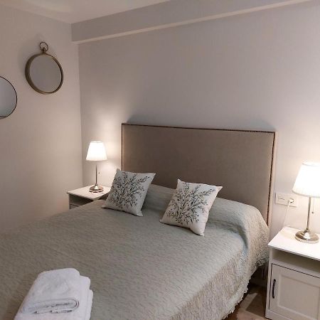 Ordono II Suites Con Aire Acondicionado Y Wifi Леон Экстерьер фото