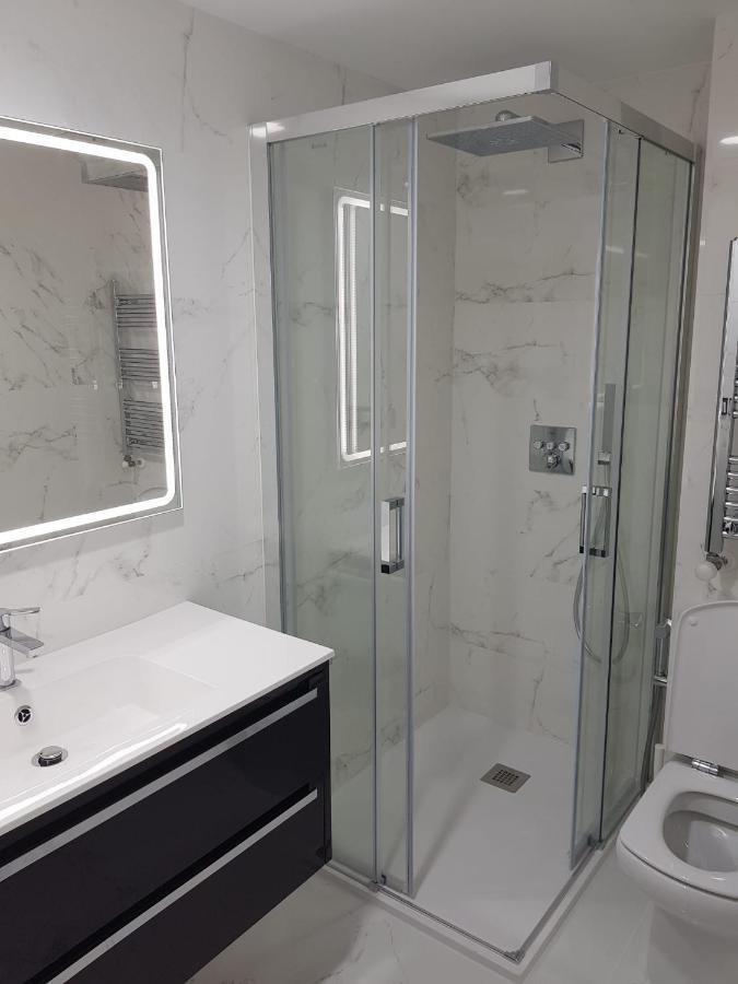 Ordono II Suites Con Aire Acondicionado Y Wifi Леон Экстерьер фото